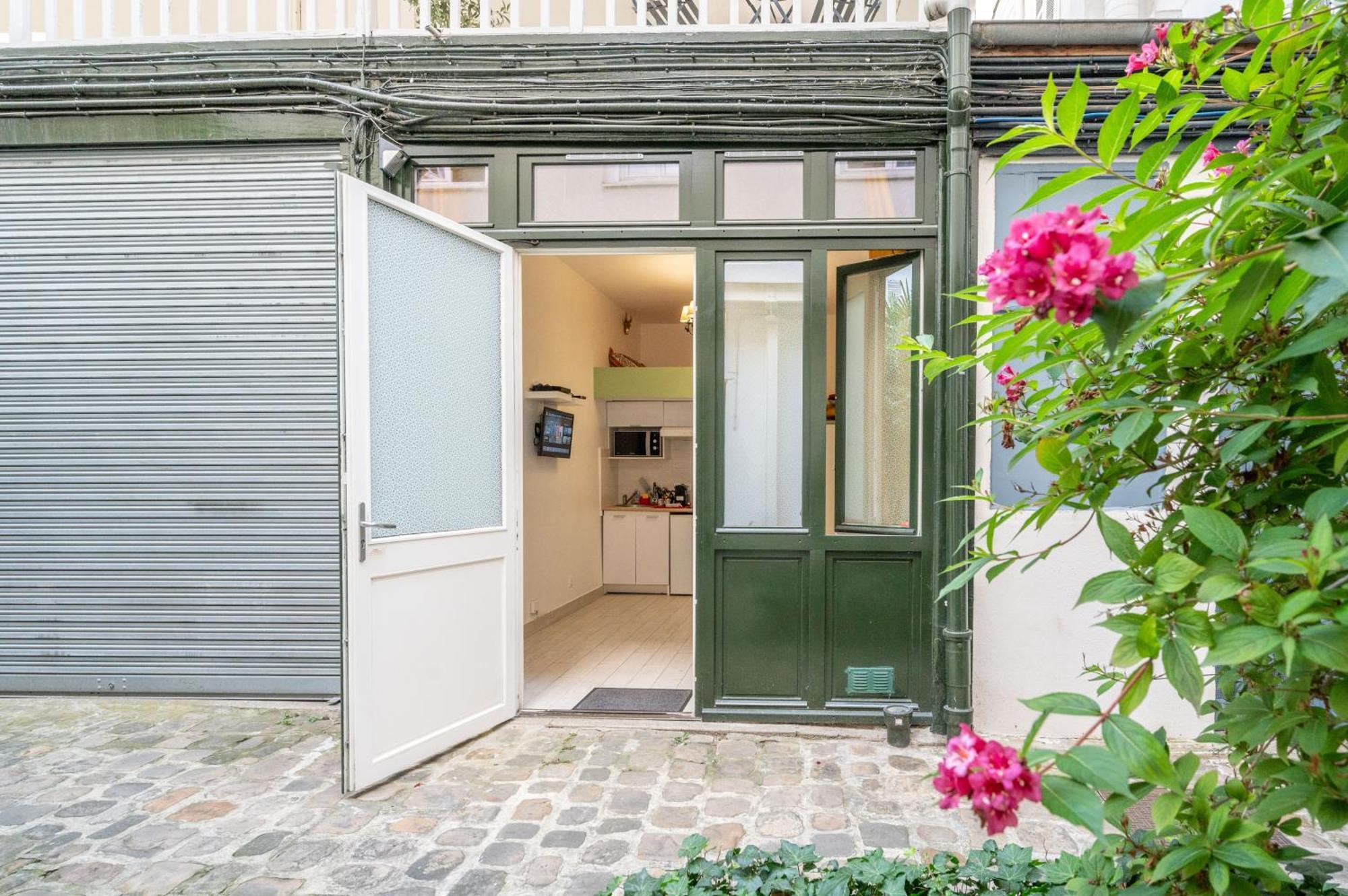 Little Boudoir Of Paris Champs-Elysees Exterior foto